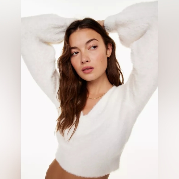 Aritzia super soft cropped white sweater - Picture 3 of 5
